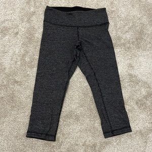 Lululemon size 6 - reversible crop leggings gray stripe and black